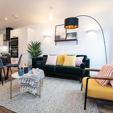 بريستول City Centre - Free Parking - Stylish 2 Bedroom Apartment المظهر الخارجي الصورة