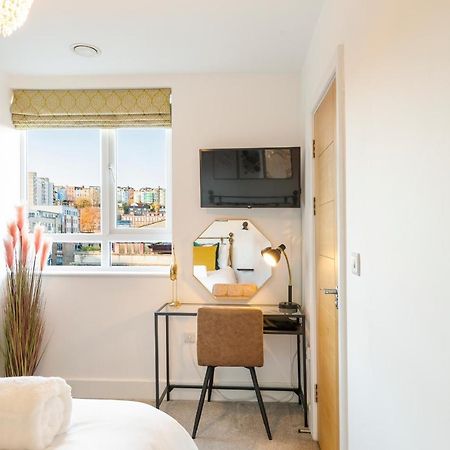 بريستول City Centre - Free Parking - Stylish 2 Bedroom Apartment المظهر الخارجي الصورة