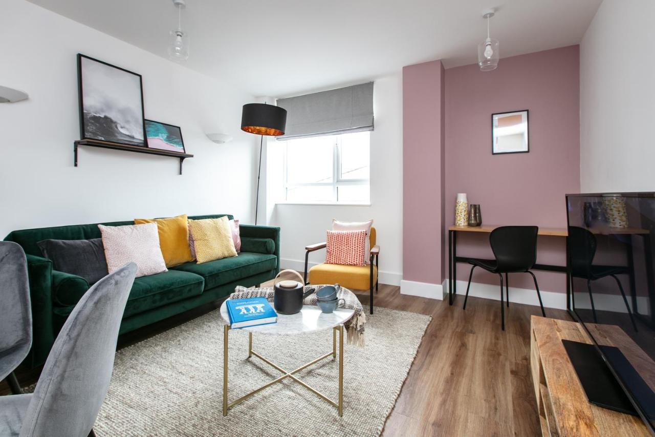 بريستول City Centre - Free Parking - Stylish 2 Bedroom Apartment المظهر الخارجي الصورة